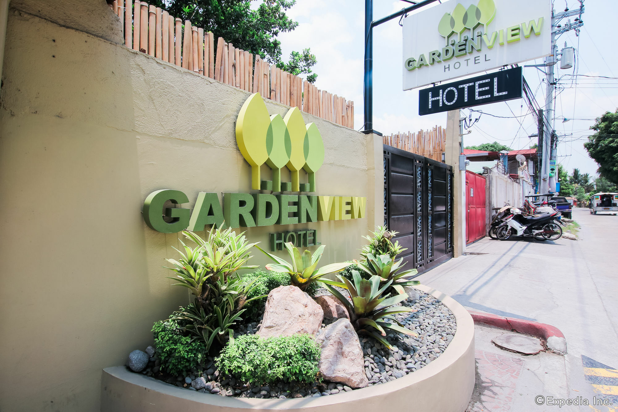 Garden View Hotel Ángeles Exterior foto
